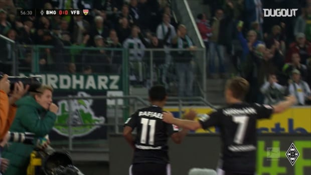 Raffael’s double sinks Stuttgart